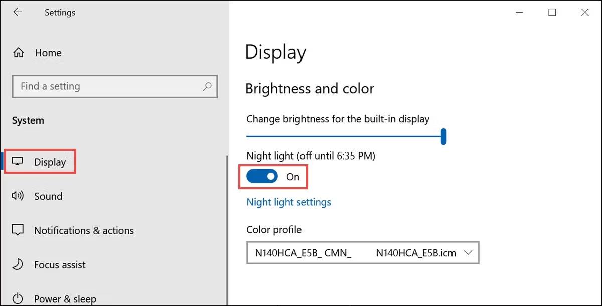 Как да коригирате грешката на жълтия екран на лаптоп на Windows