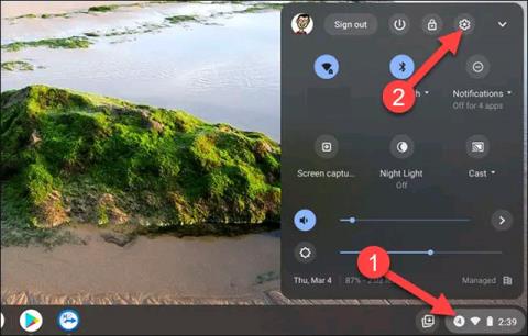 Ako zadávať text hlasom na Chromebooku